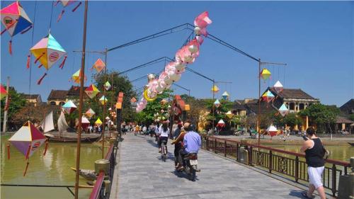 Lung linh sắc màu hội an