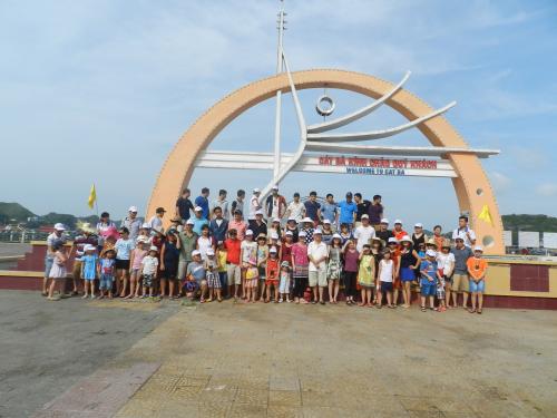 Du lịch Cát Bà cùng công ty PDE do VietPower tổ chức