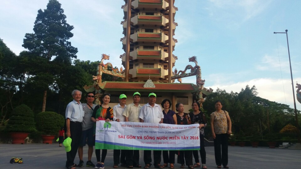 Du lịch miền Tây