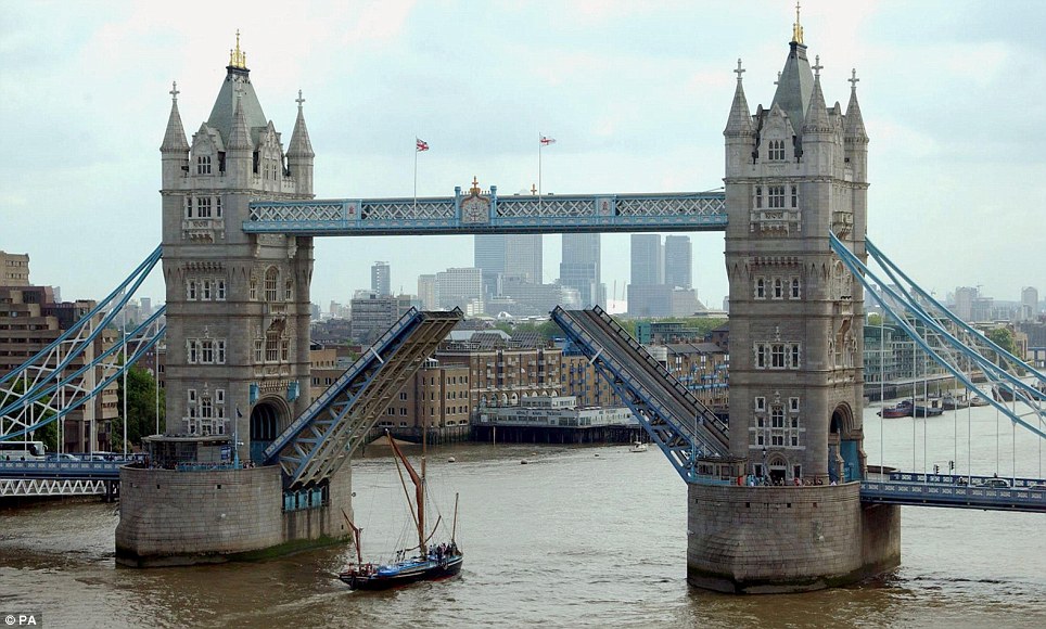 Cầu Tower Bridge