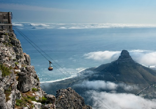 Đỉnh Núi Bàn (Table Mountain)