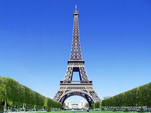 Tháp Eiffel
