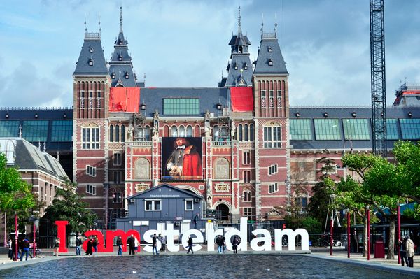 Thủ đô AMSTERDAM