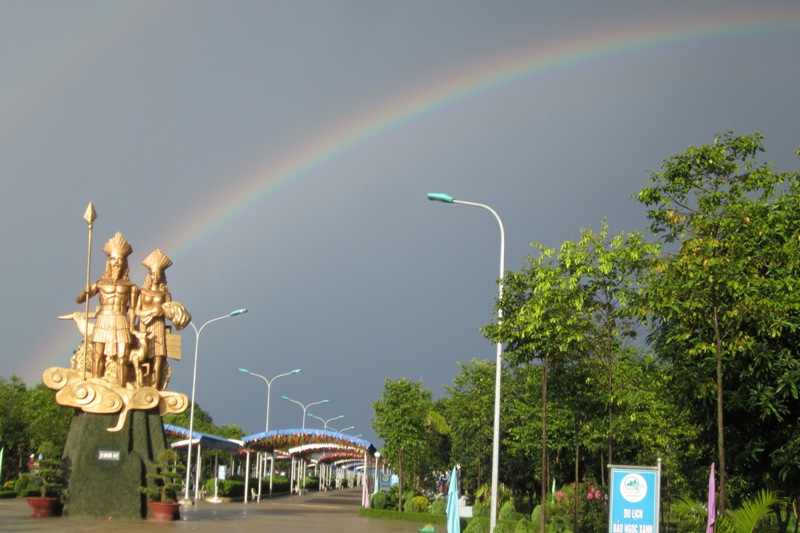cau vong tren dao ngoc xanh